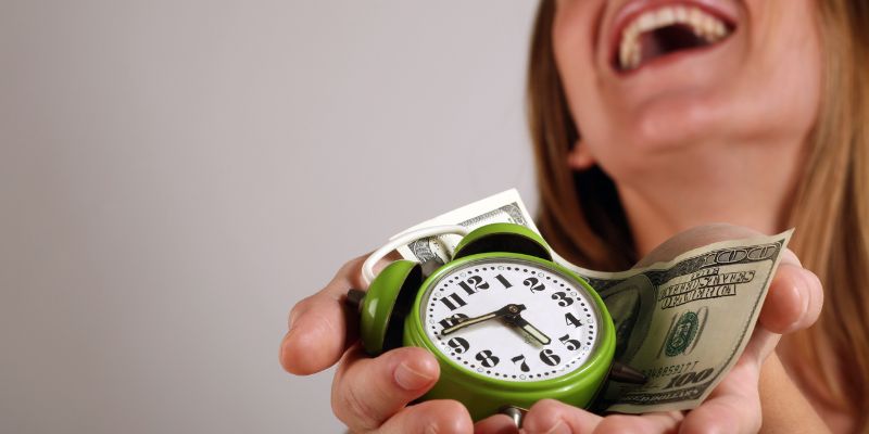 Hệ thống trả thưởng từ 11h ngày 09 - 10h59 ngày 10 hàng tháng